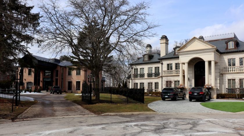 View of the lavish mansions on Saxony Court in central Mississauga