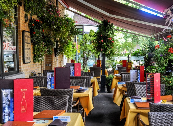 The large outdoor patio at La Veranda Osteria