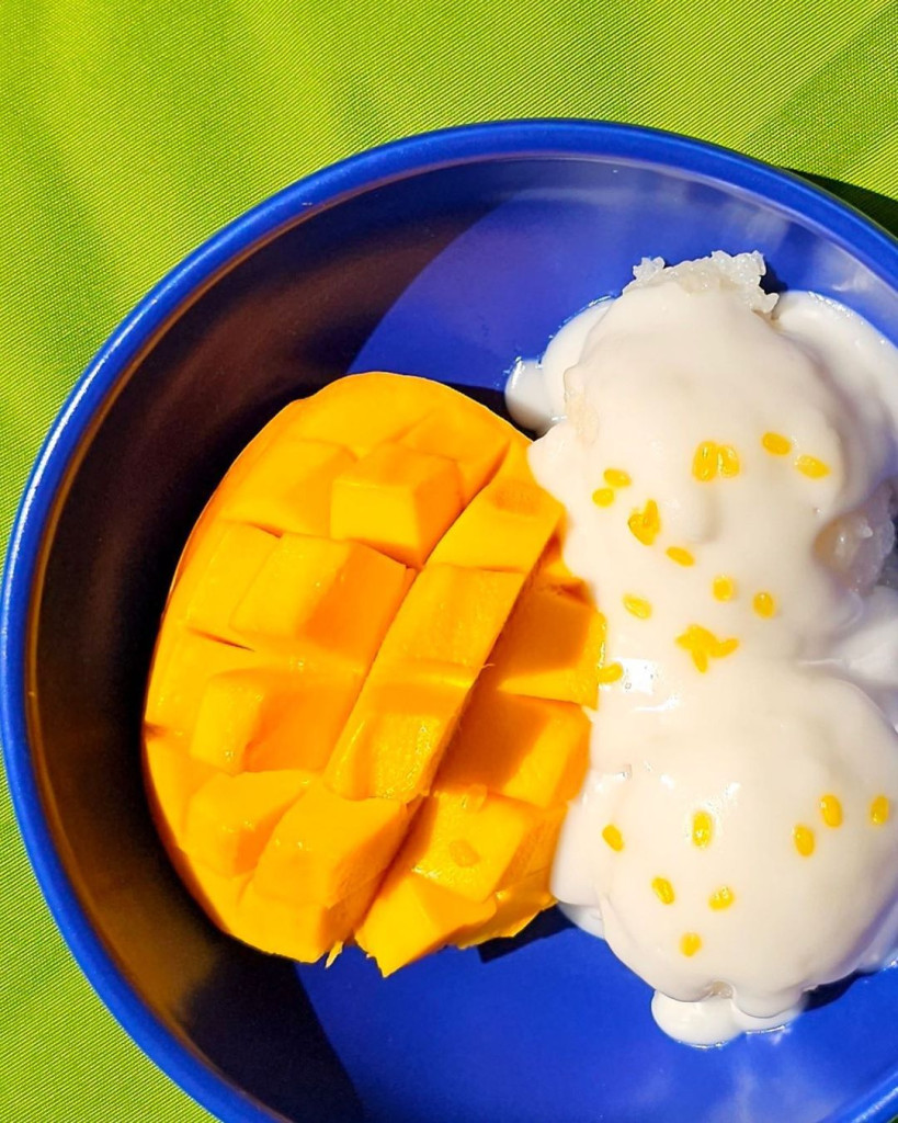 Mango Sticky Rice on Blue Bowl